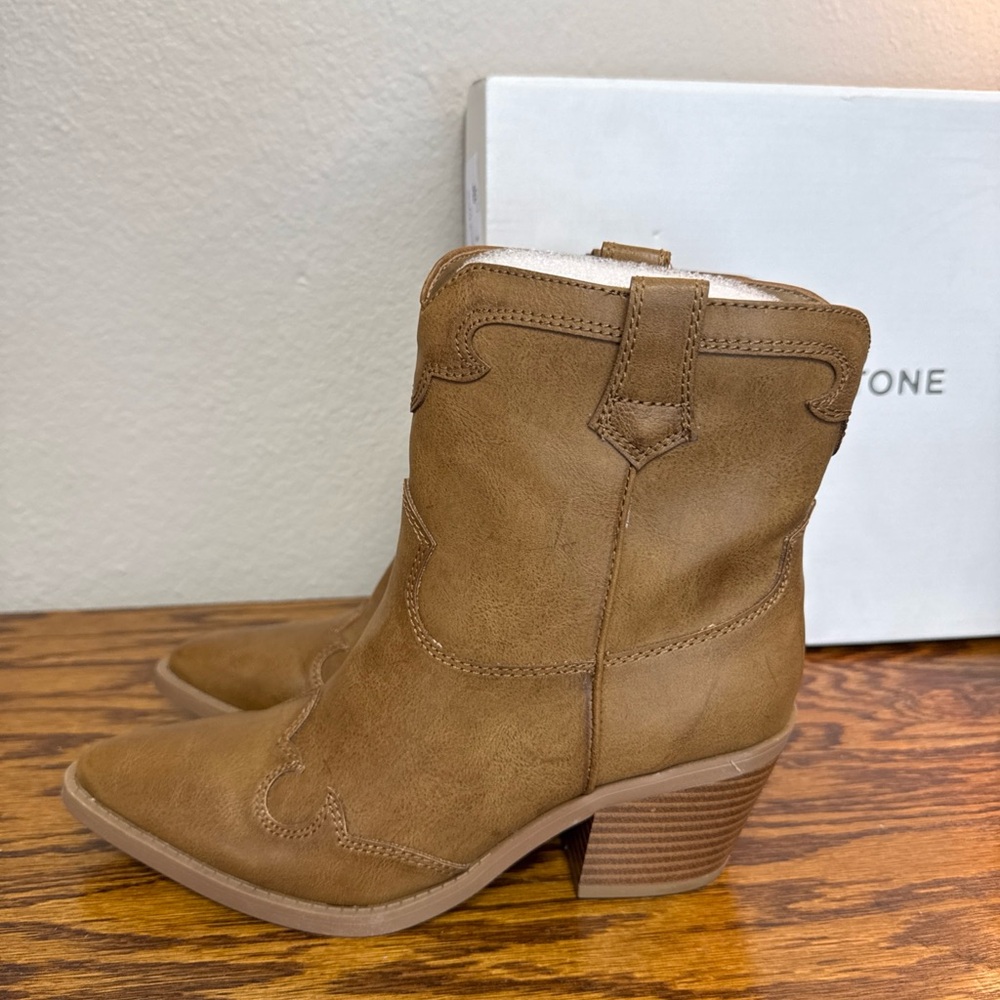 Sun + Stone Brennaa Western Inspired Cowboy Booty Size 5 1/2 M - Picture 3 of 8